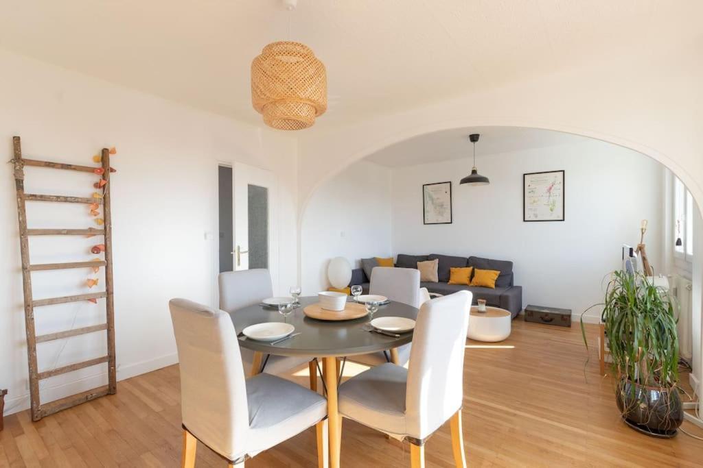 Cabana & Grand Appartement Cosy - Parking & Balcon Villefranche-sur-Saône Eksteriør bilde